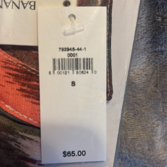 Brand new Banana Republic Dolman style blouse! - Picture 3 of 6